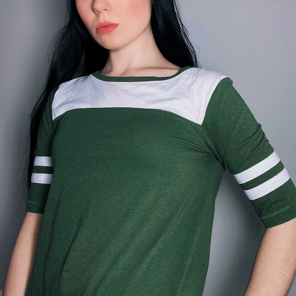 SO Green and white striped casual tee S